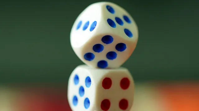 dices-6856033_1280 (Foto: Martina Bhend) dices-6856033_1280 (Foto: Martina Bhend)